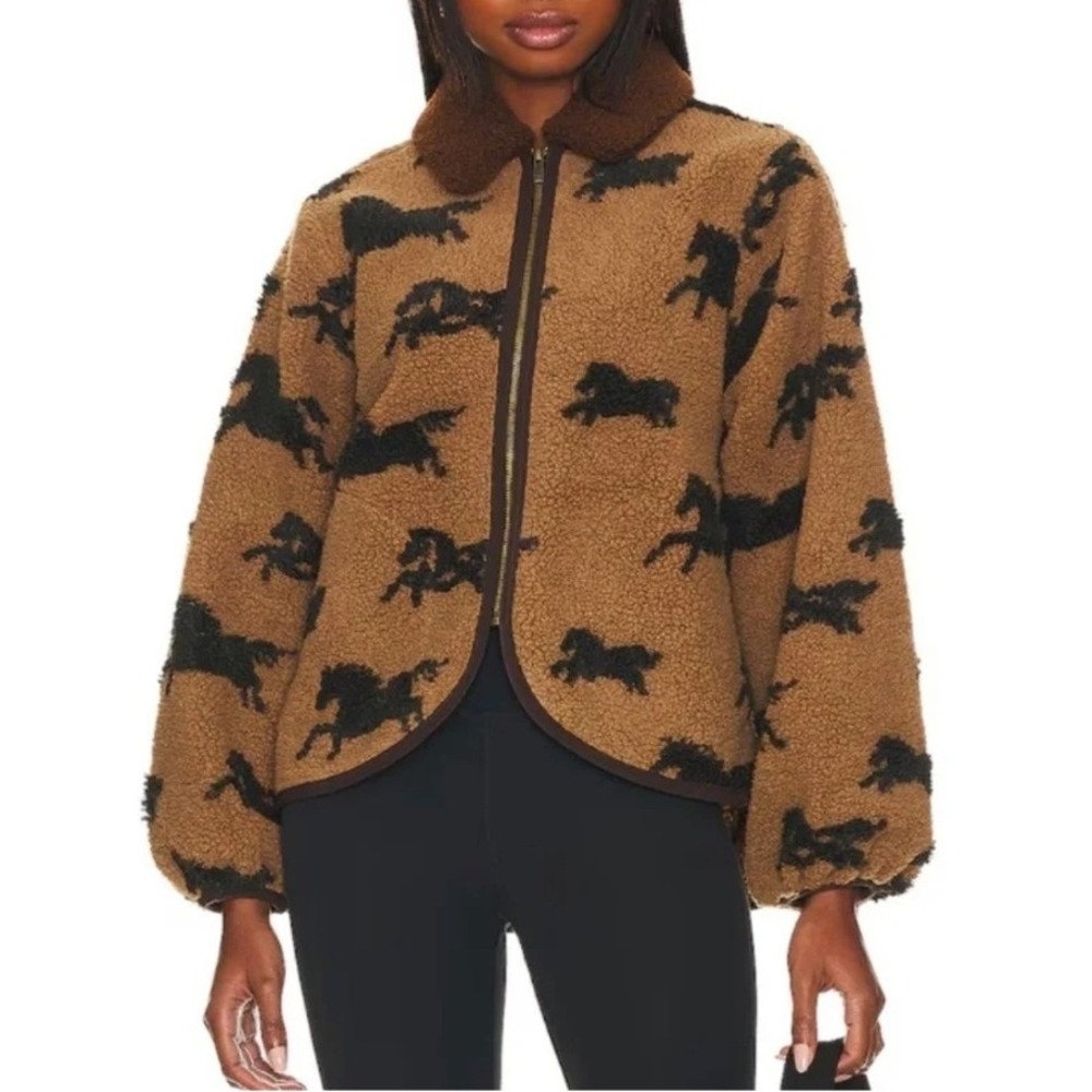The Great The Pasture Fleece Jacket in Light Hickory Horse Print Sherpa Faux Fur